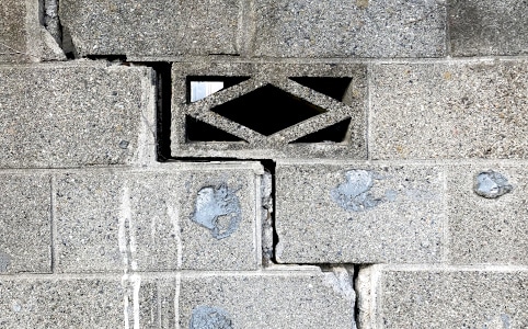 コンクリートの割れ・欠け